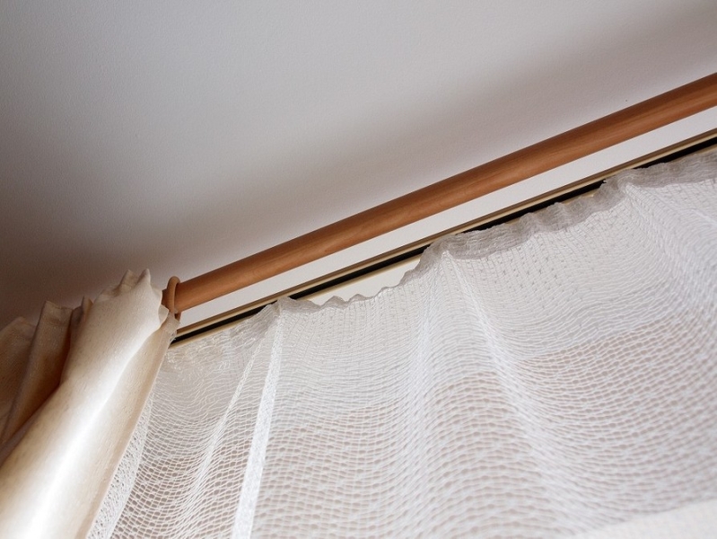Карнизы для штор-2025: 7 трендов и советы по выбору (65 фото)