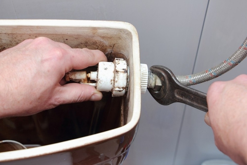 Не набирается вода в бачок или очень медленно: почему это происходит и как исправить неполадки