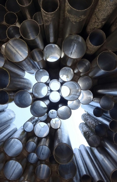 Как отрезать трубу болгаркой: доступные методы