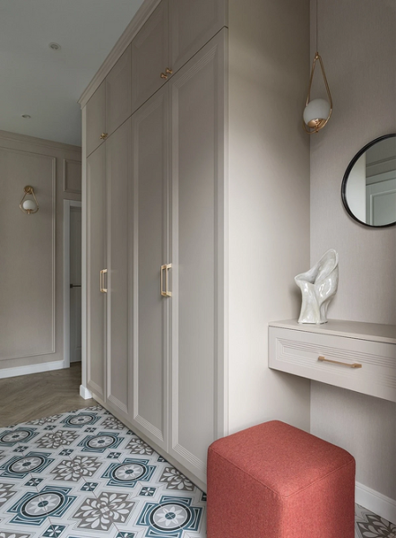 Красиво и практично: 8 классных интерьеров с плиткой на полу