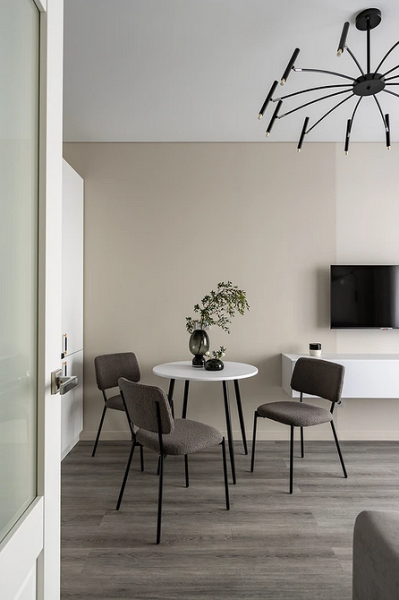 Ламинат-2025: 9 ярких трендов, модные цвета и текстуры (78 фото)