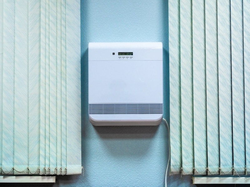 Как и какой бризер выбрать для своей квартиры: 7 основных критериев