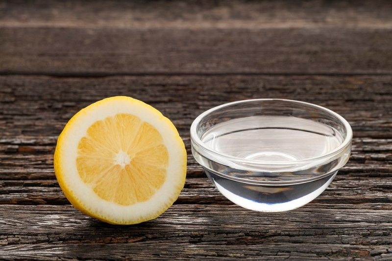 Чем отмыть дерево в бане: 8 методов борьбы с сажей и плесенью