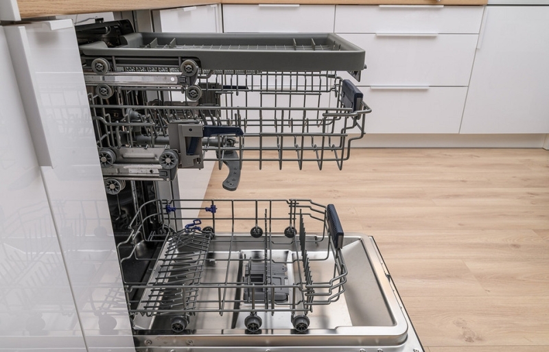 Посудомойка гудит: в чем причина и как решить проблему