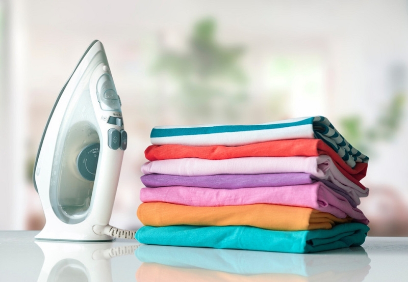 Утюг или отпариватель? Сравниваем и выбираем, что лучше