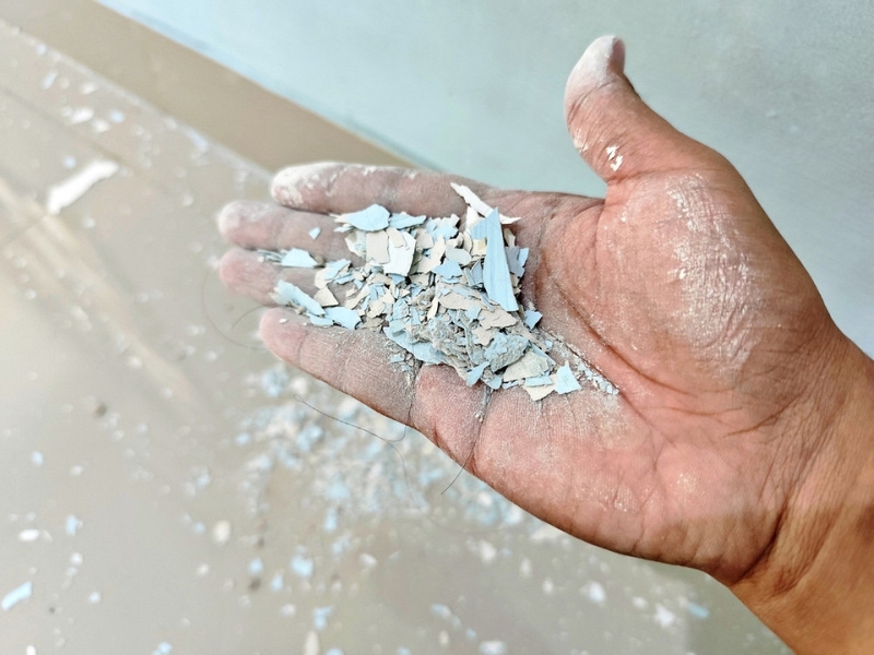 Как снять краску со стен: рабочие способы и важные советы