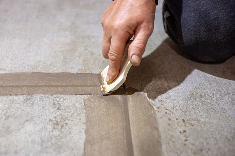 Как затирать швы затиркой: выбор состава, пошаговая инструкция и типичные ошибки