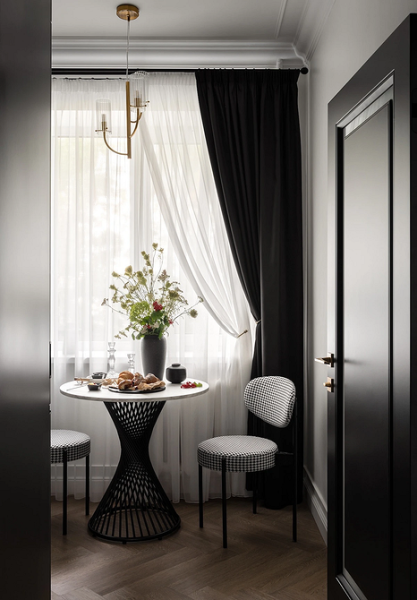 Карнизы для штор-2026: обзор видов, тренды и идеи для разных стилей (85 фото)