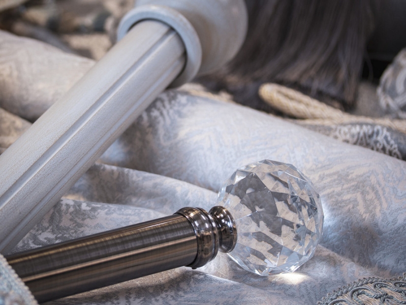 Карнизы для штор-2026: обзор видов, тренды и идеи для разных стилей (85 фото)