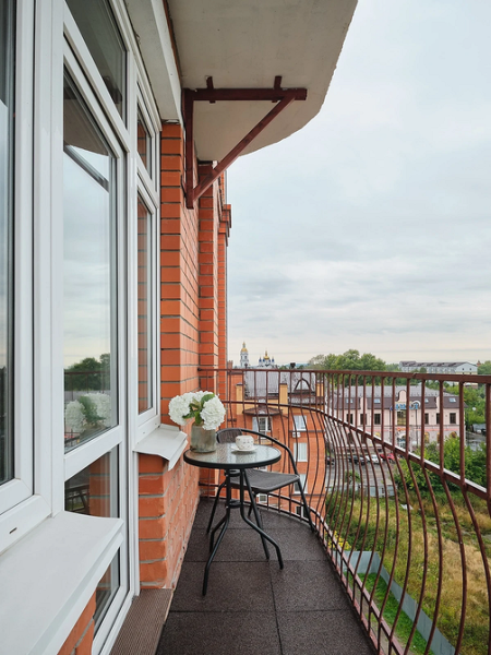 Напольная плитка-2026: разновидности и тренды, советы по выбору (58 фото)