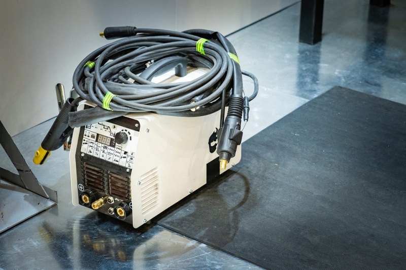 Как соединить алюминиевые провода: 4 способа