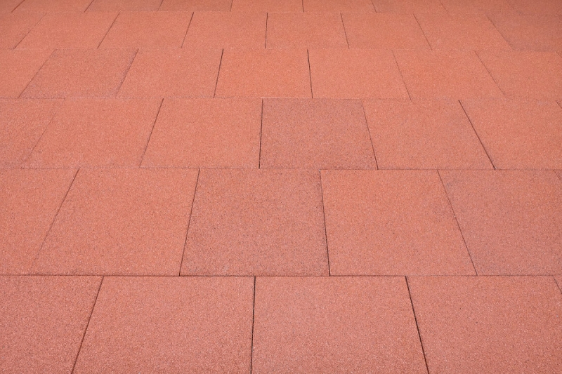 Как укладывать резиновую плитку: способы монтажа с пошаговыми инструкциями