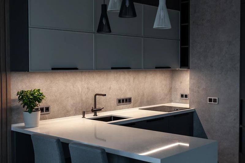 Освещение на кухне: важные правила и идеи для разных стилей (58 фото)