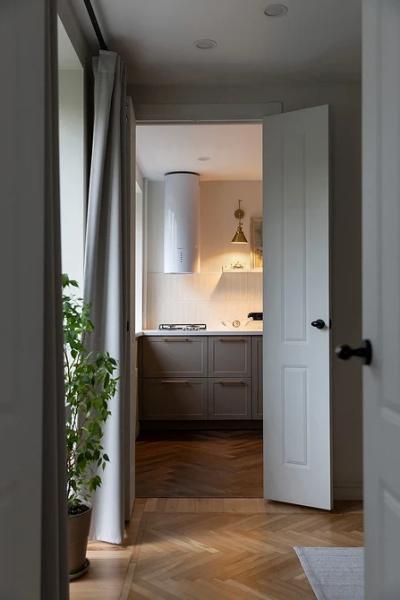 Освещение на кухне: важные правила и идеи для разных стилей (58 фото)