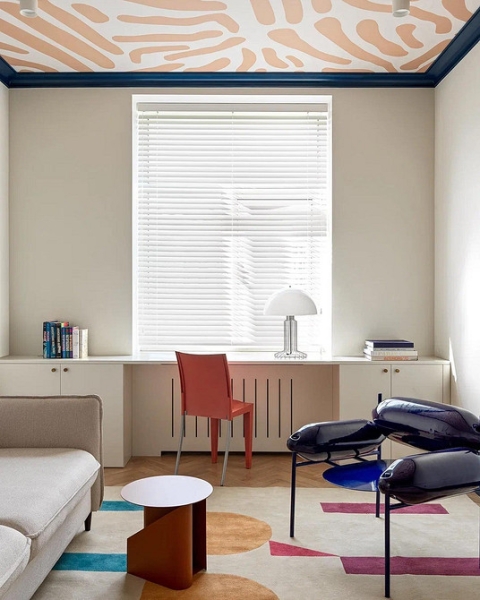 Потолок-2026: советы по выбору отделки и 8 ярких трендов (59 фото)