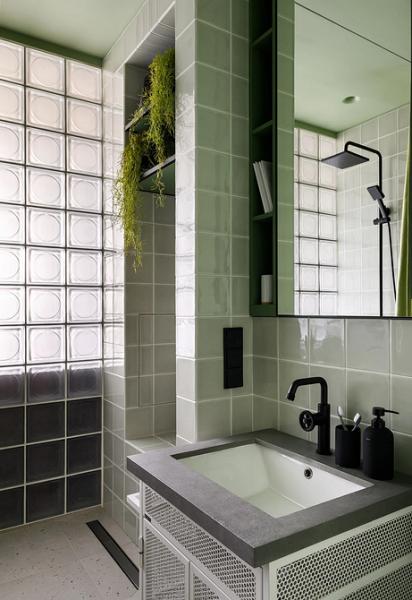 Стеклоблоки в интерьере: плюсы и минусы, варианты применения (93 фото)