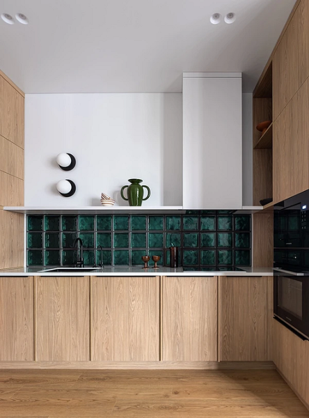 Стеклоблоки в интерьере: плюсы и минусы, варианты применения (93 фото)