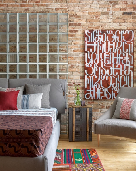 Стеклоблоки в интерьере: плюсы и минусы, варианты применения (93 фото)