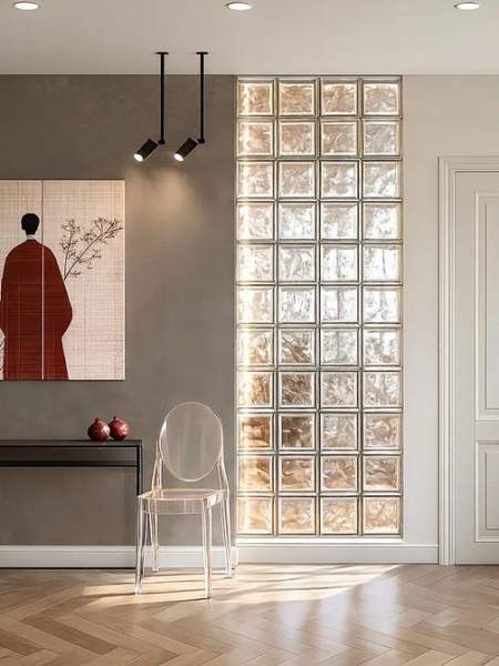 Стеклоблоки в интерьере: плюсы и минусы, варианты применения (93 фото)