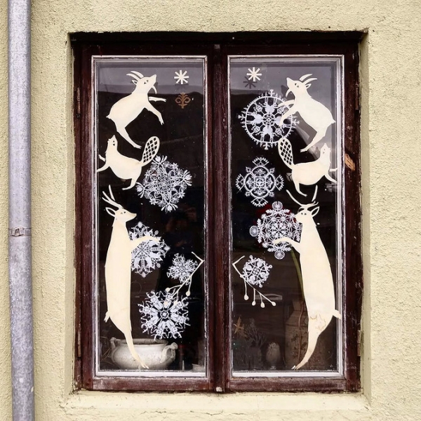 Вытынанки-2026: красивые идеи бумажного декора и готовые шаблоны (46 фото)