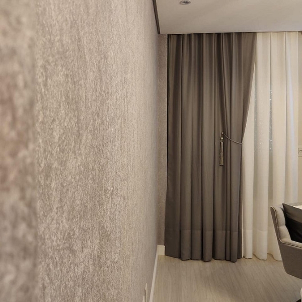 Жидкие обои в интерьере: плюсы и минусы, советы по применению (57 фото)